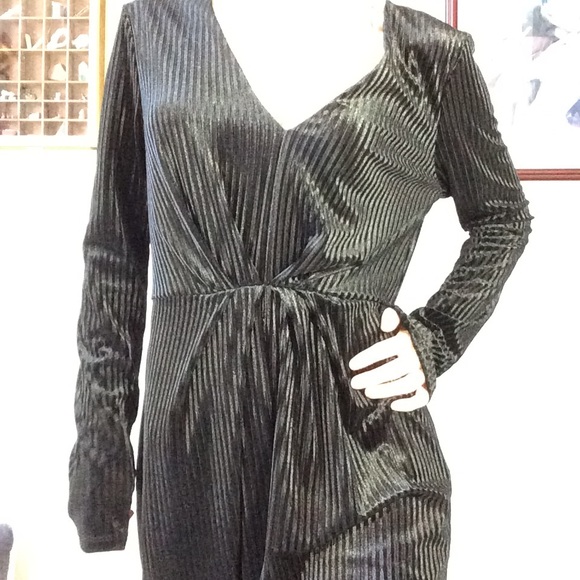 SOLD FILLMORE Lush Black Velvet Stretchy Jumpsuit - Picture 5 of 10